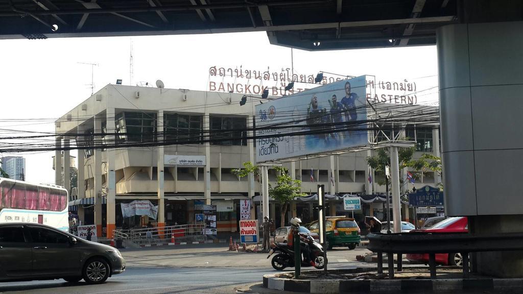 Hotel De Sky Sukhumvit Ekkamai Bangkok Exterior foto